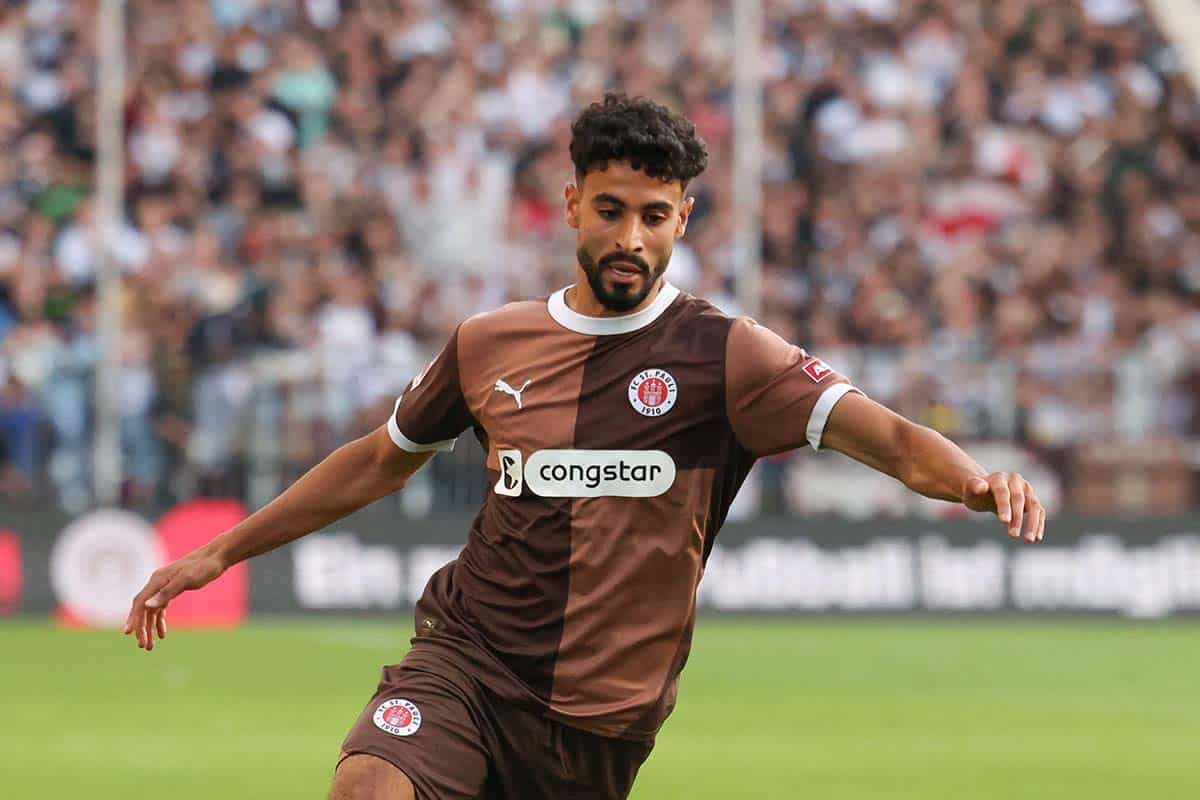 Elias Saad / St. Pauli Mainz Tipp (© dpa picture alliance / Alamy Stock Photo)