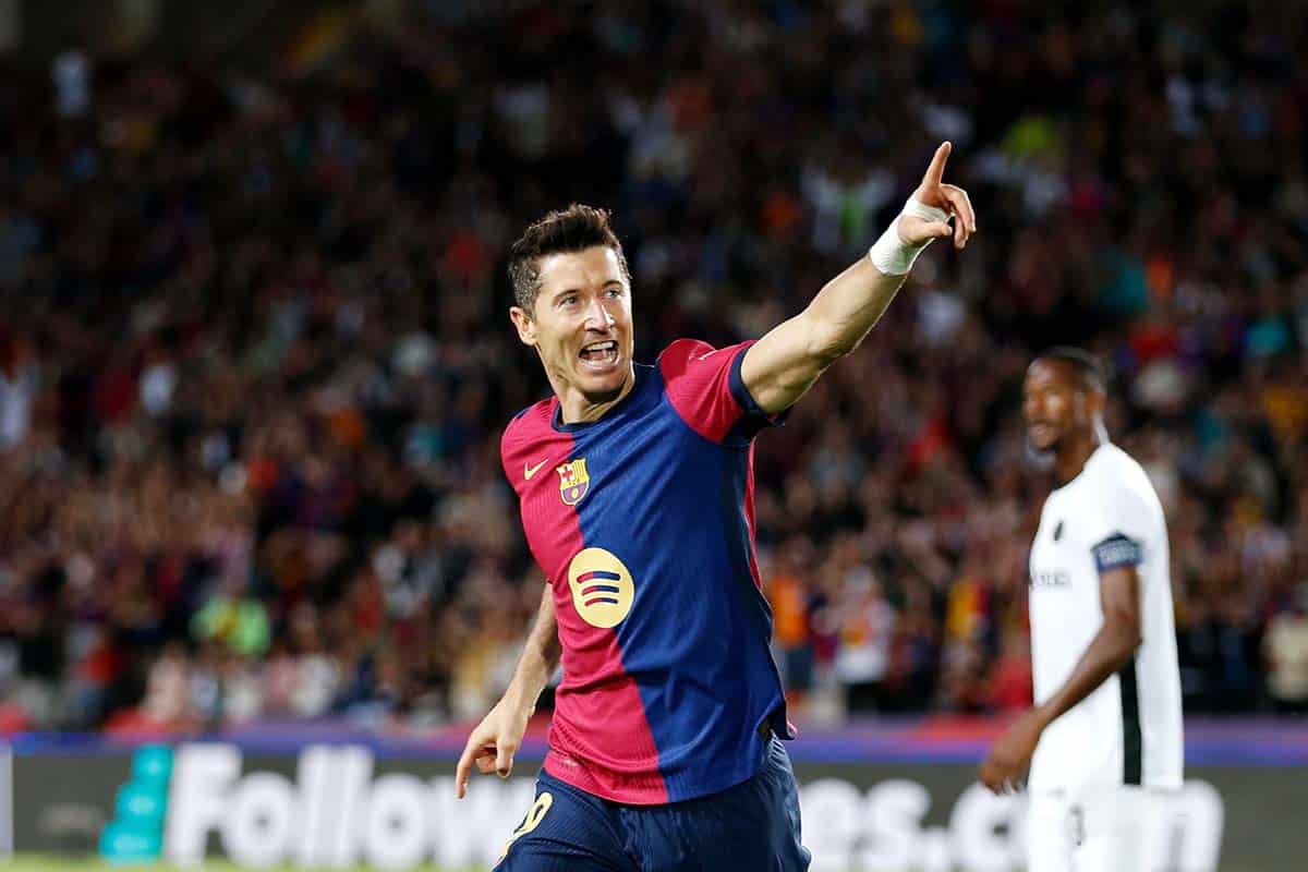 Robert Lewandowski / Barcelona Bayern Tipp (© Aflo Co. Ltd. / Alamy Stock Photo)