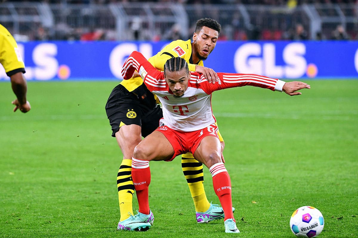 Felix Nmecha gegen Leroy Sane/ Dortmund Bayern Tipp (© Powerpics / Alamy Stock Photo)