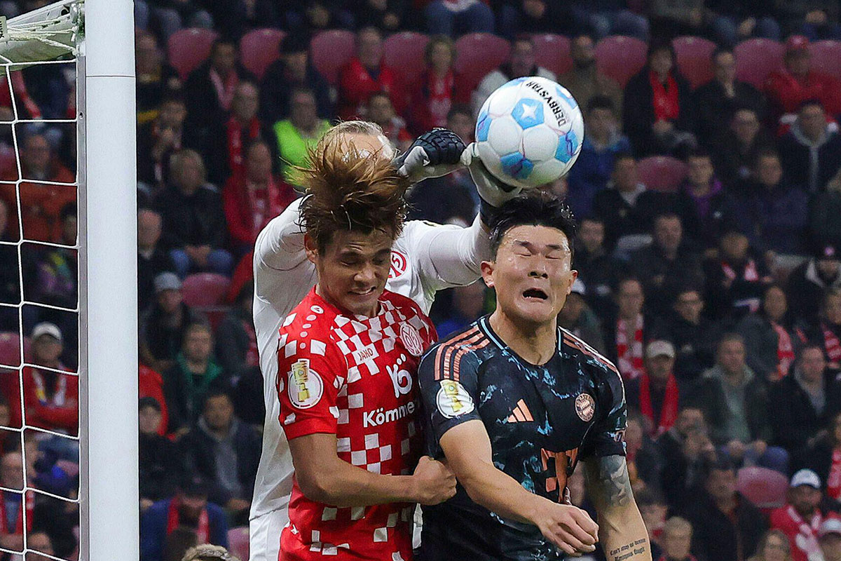 Mainz Torwart Robin Zentner / Mainz Bayern Tipp (© dpa picture alliance / Alamy Stock Photo)