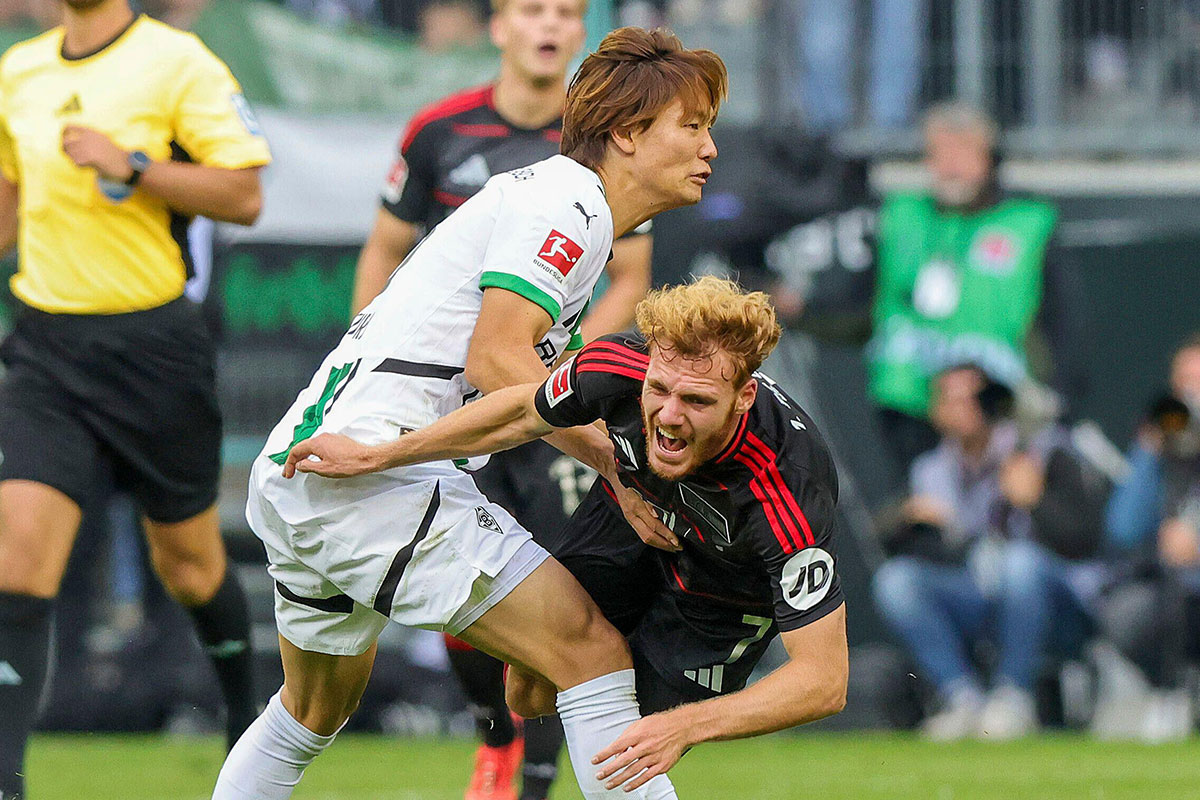 Yorbe Vertessen gegen Kou Itakura / Union Berlin Gladbach Tipp (© dpa picture alliance / Alamy Stock Photo)